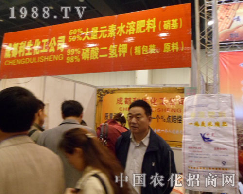 �����������ݷ��ϕ�չλǰ��ԃ�߱���